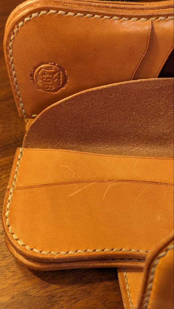 No.496 leather 曲線ミドルウォレット ハンドメイドレザー - メルカリ