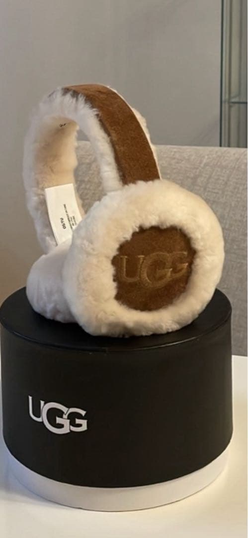 UGG Newjeans ハニー耳あて UGG】☆Newjeans ハニー着用☆タスマンイヤーマフ (UGG/イヤーマフ