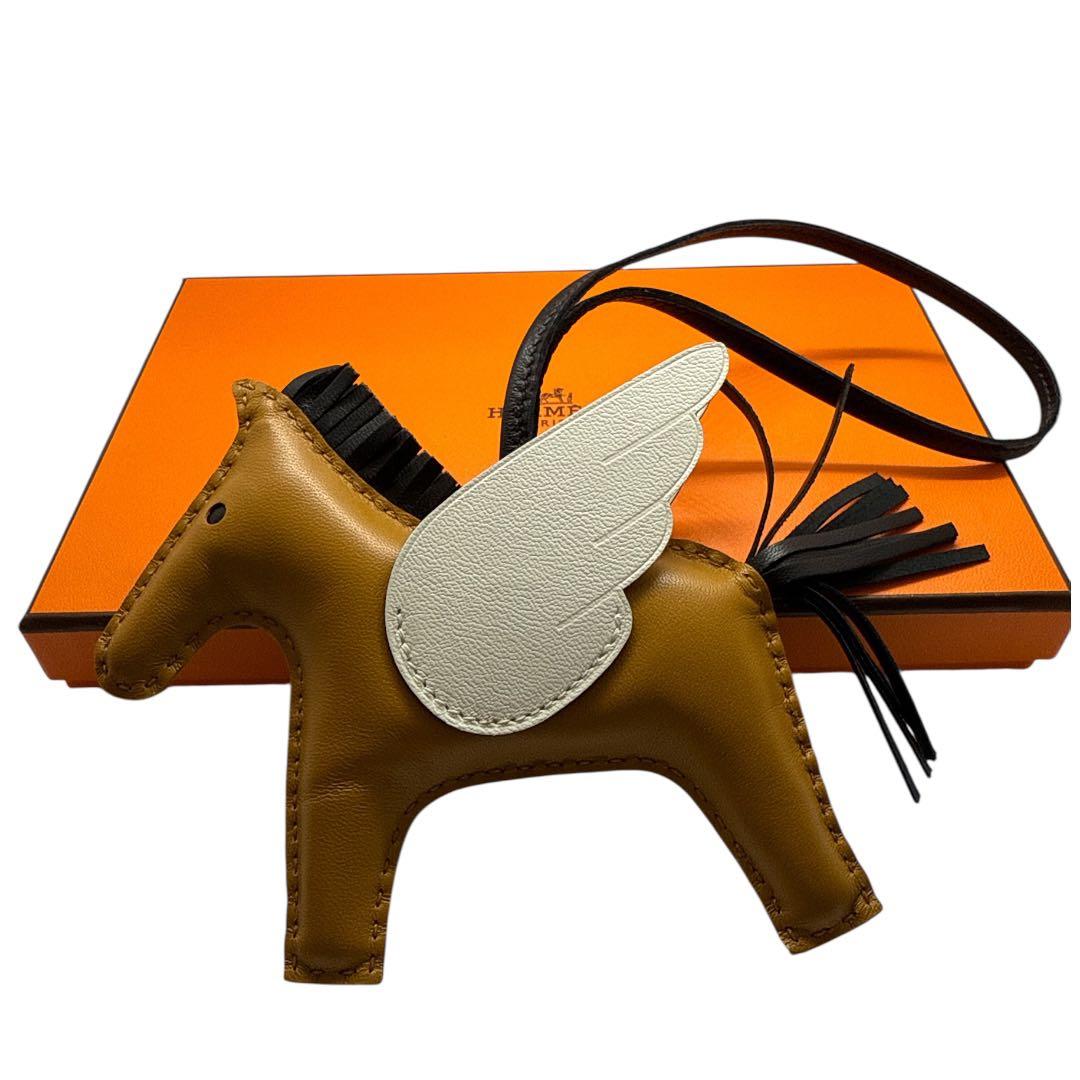 新品未使用 エルメス ロデオペガサスGM チャーム HERMES エルメス チャーム 083010 CA ロデオペガサス PM (HERMES/キー