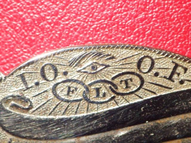 20'S☆オッドフェローズ☆ビンテージ☆タグ☆9☆キーホルダー☆フリー