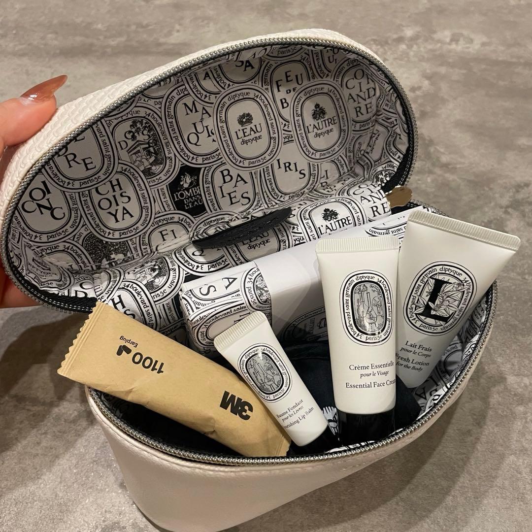 カタール航空 ファーストクラス ディプティック アメニティセット