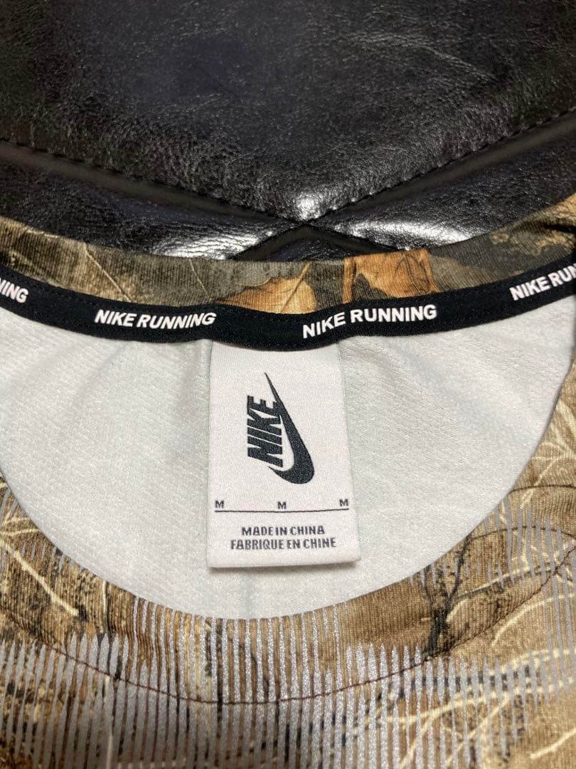 セットアップ】ナイキ ランニング リアルツリー リフレクター ロンT