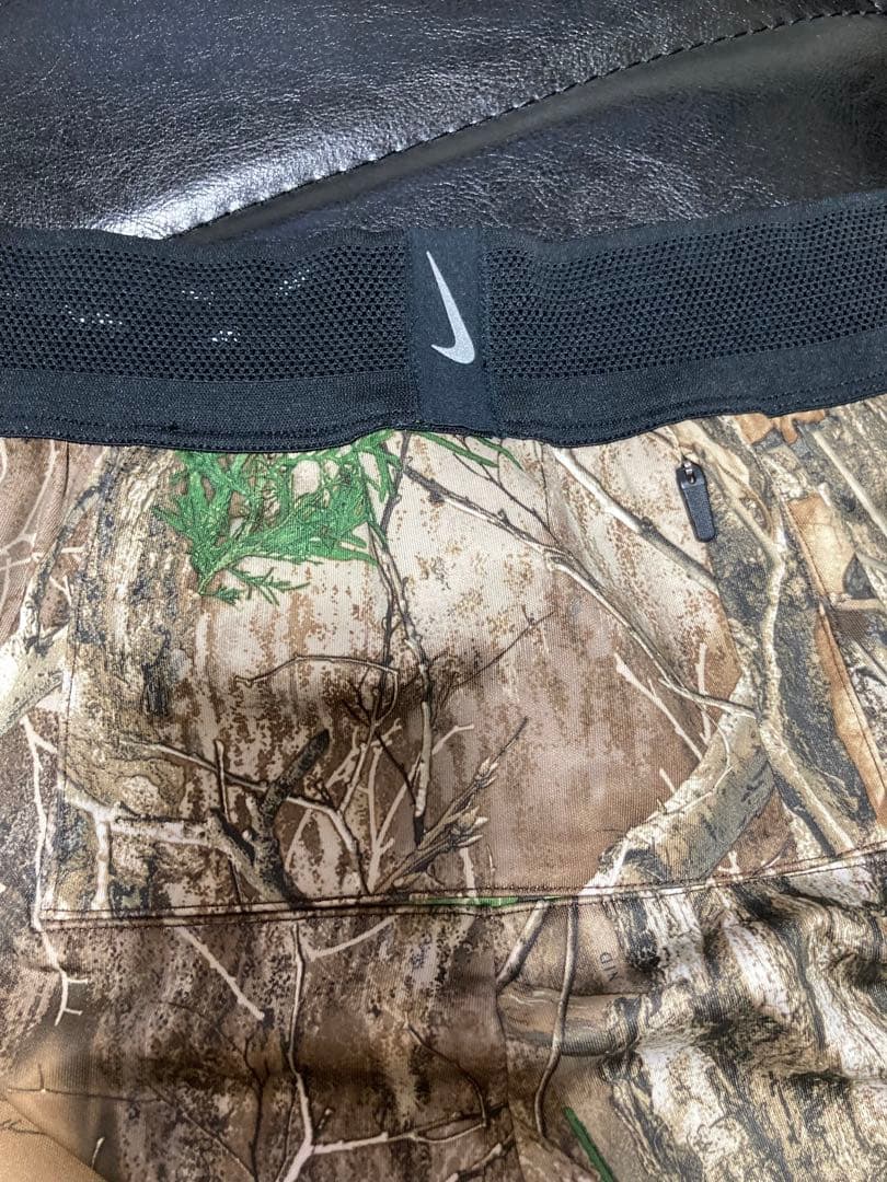 セットアップ】ナイキ ランニング リアルツリー リフレクター ロンT