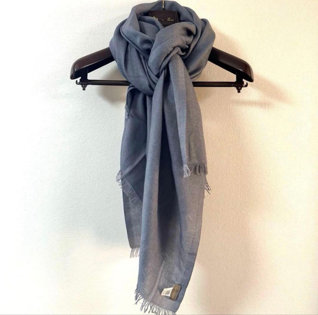 どどっ！ ✨美品✨クルチアーニ　カシミヤ　シルク　ストール　シルバーブルー カシミヤシルクストール・淡蒼（フリンジ無） - ai,