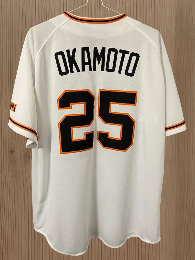 NIKE 巨人 読売ジャイアンツ ユニフォーム #25 岡本和真 - メルカリ