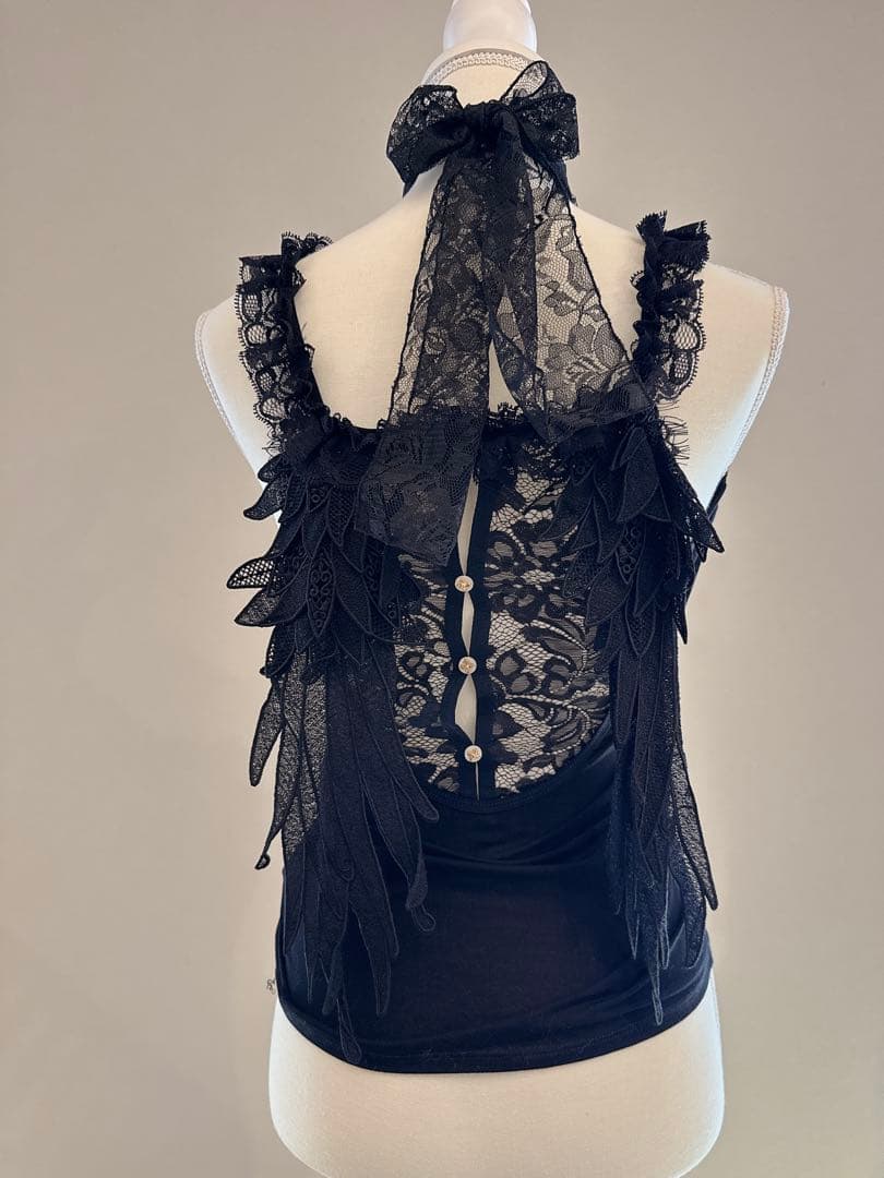 【新品タグ付き】MR corset(現majoh)天使の羽キャミソール黒 新品タグ付き】MR corset(現majoh)天使の羽キャミソール黒