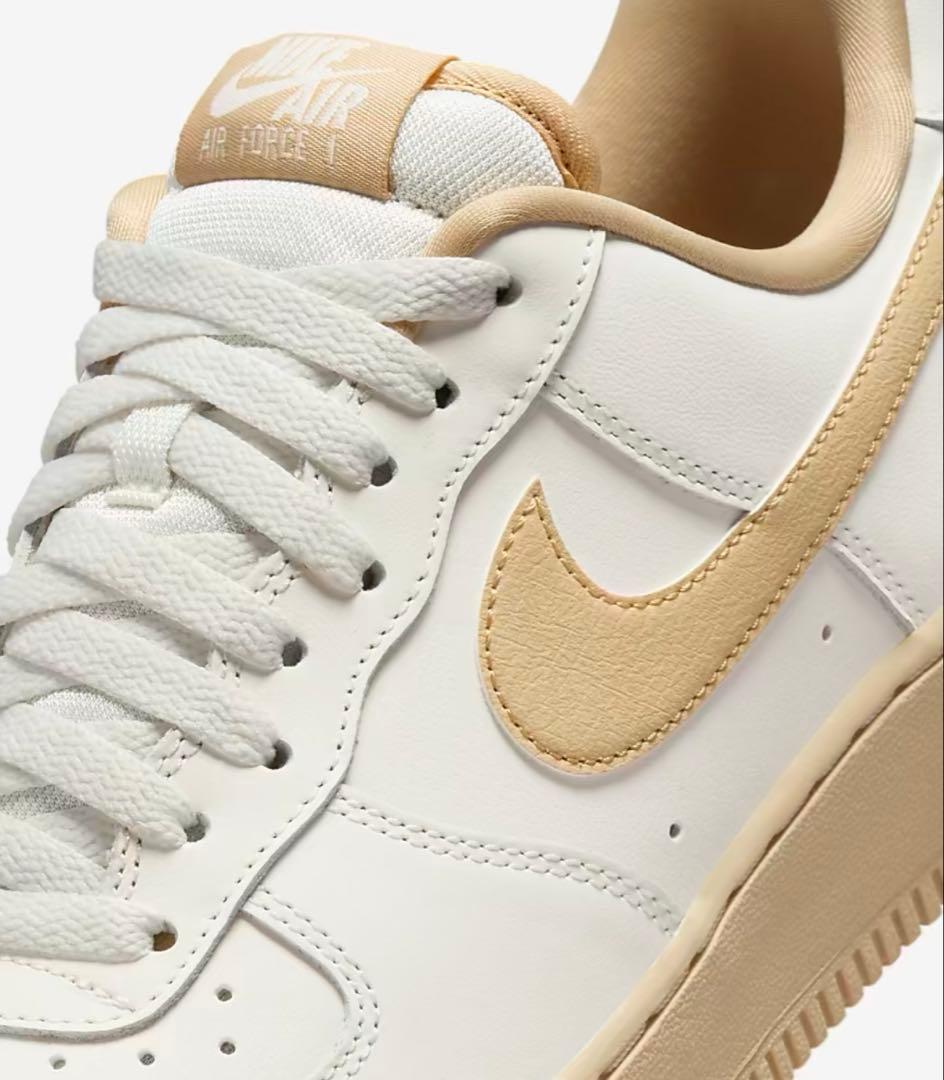 新品未使用 24.5cm【NIKE】エアフォース1 セサミ レディース