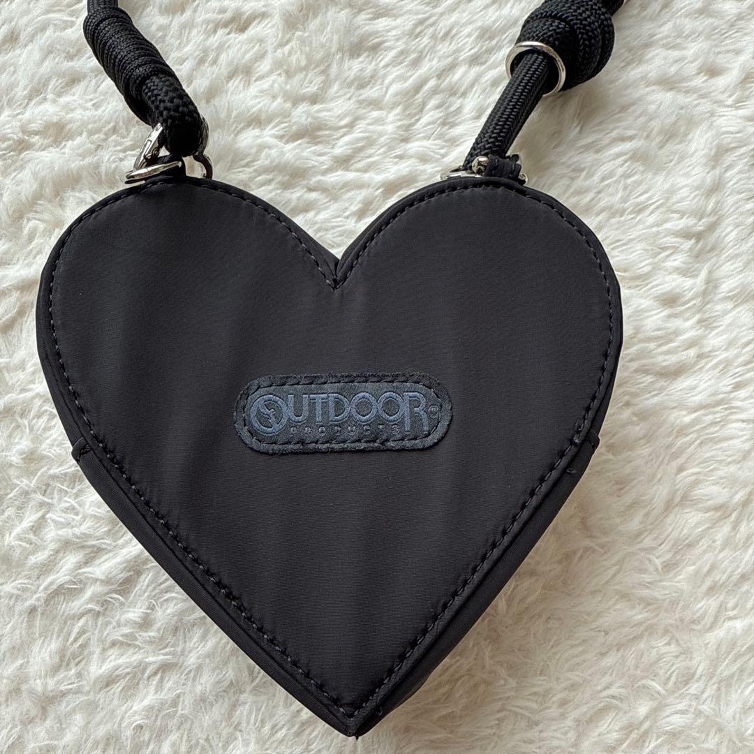 BASICKS × OUTDOOR PRODUCTS ハートミニショルダーバッグ - メルカリ
