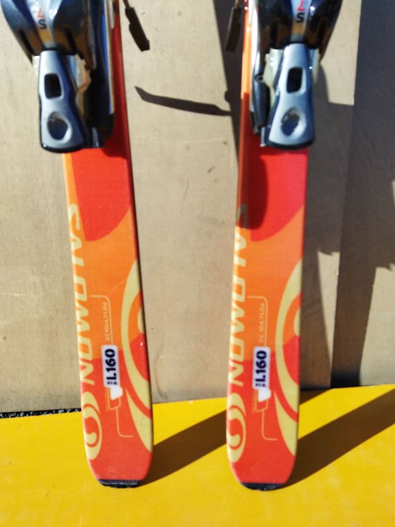 SALOMON サロモン スキー板 オレンジ色 pilot ビンディング付き - メルカリ