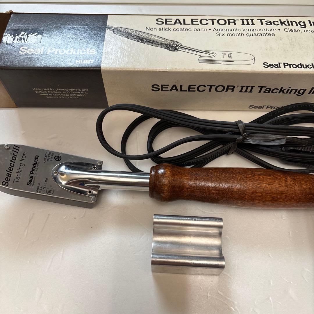 T*y様 Sealector III タッキングアイロン ただ伸ばす時代は終わり。“魅せるニュアンスストレート”へ 美容家電