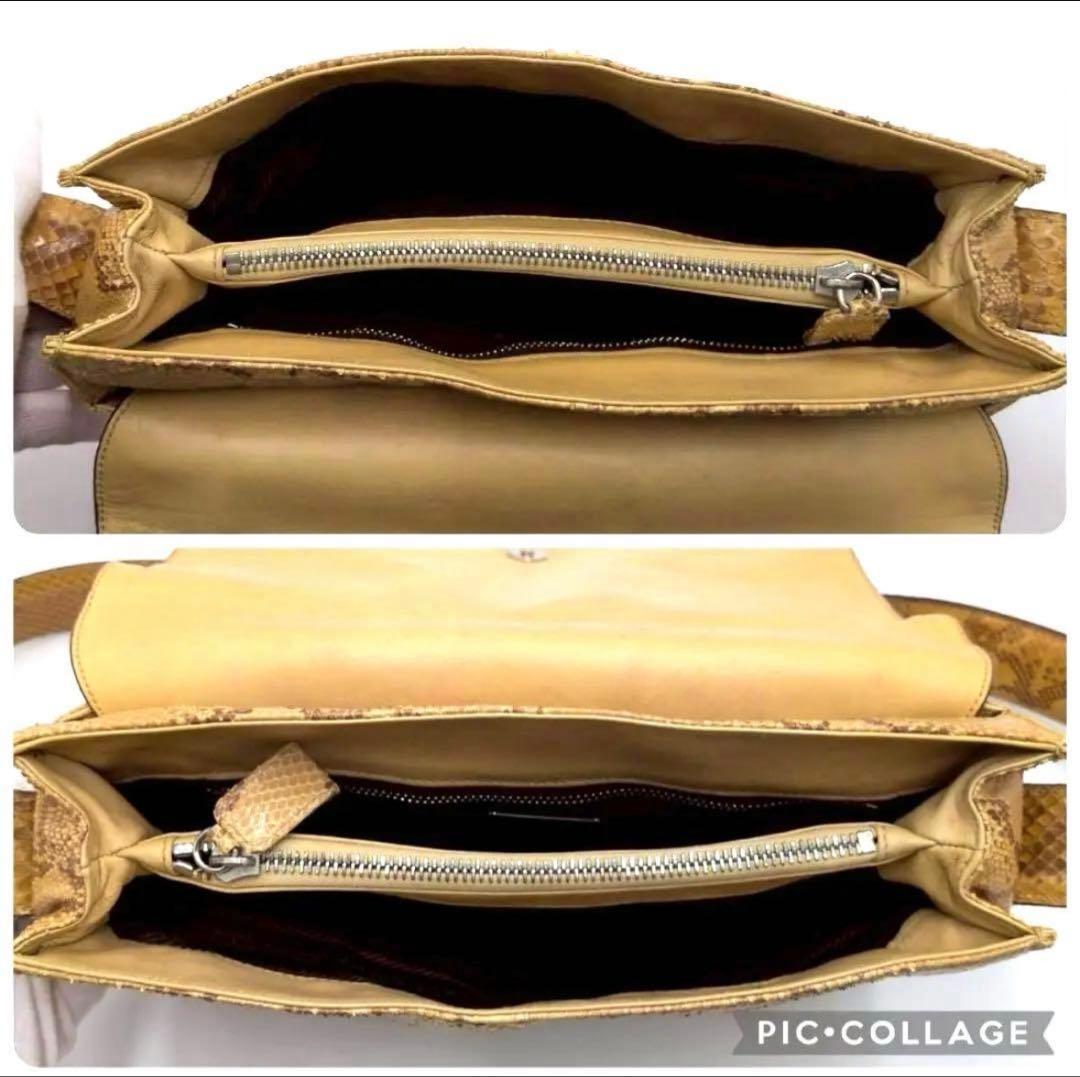 ✨PRADAプラダ✨パイソンショルダーバッグ 肩掛け・斜め掛けベージュ系