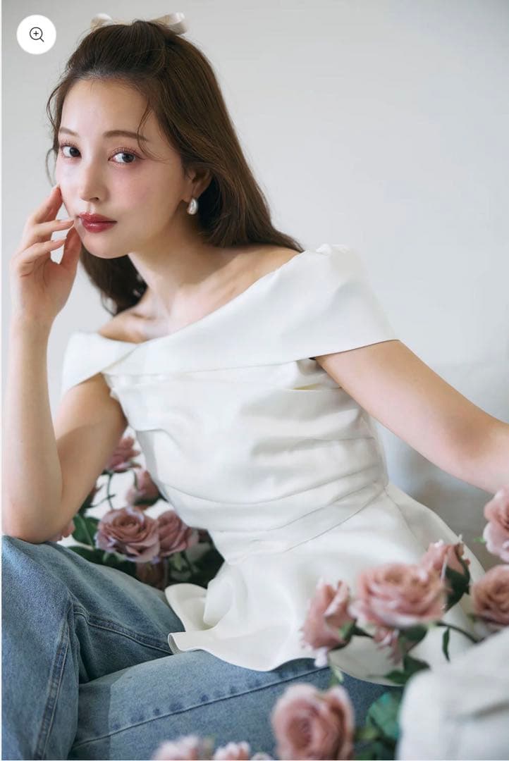 polaura ロマンティックサテンぺプラムトップス white ロマンティックサテンぺプラムトップス – poláura OFFICIAL ONLINE STORE