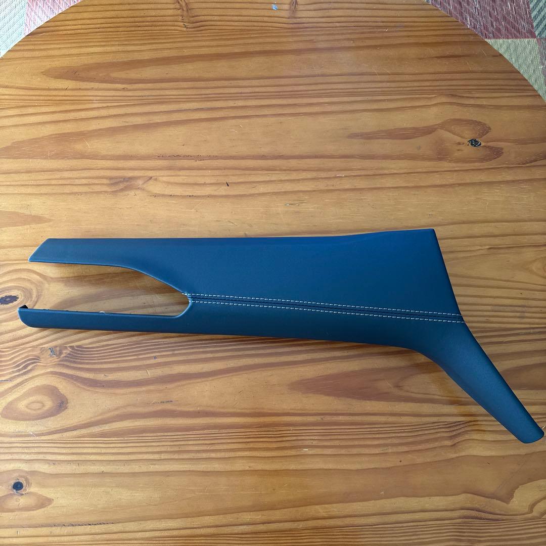 新車外し】 レボォーグレイバック 純正インバネパネル カッパー