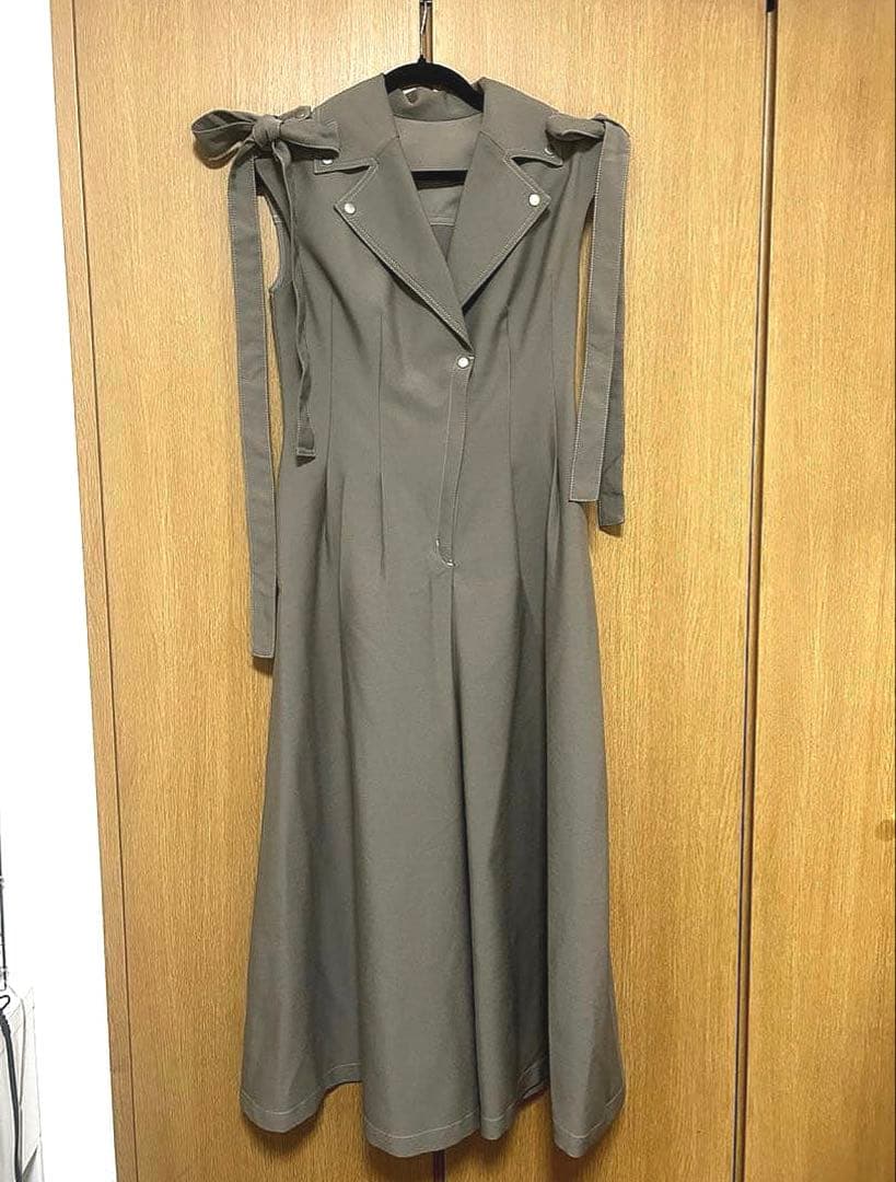 美品】aimeine 肩リボン付きオールインワン S - メルカリ