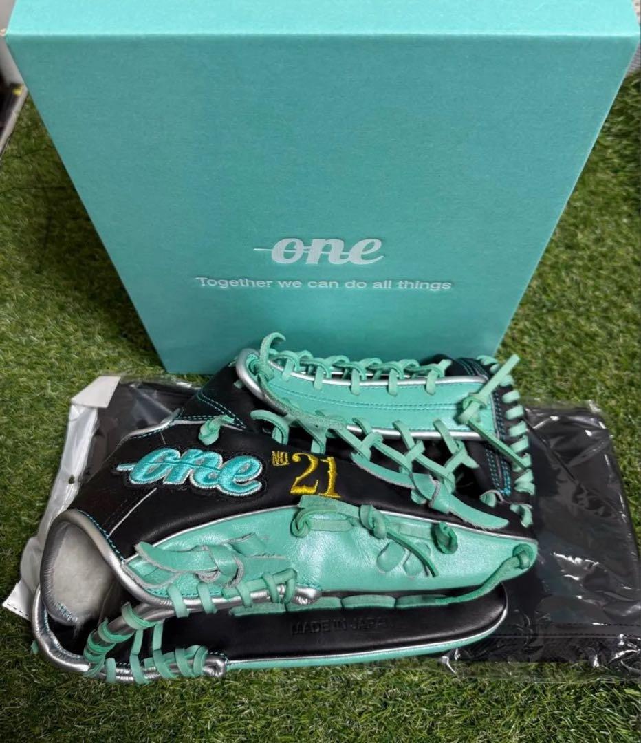 ワンオブジアンサー 硬式 外野手用 グラブ 万波モデル - メルカリ