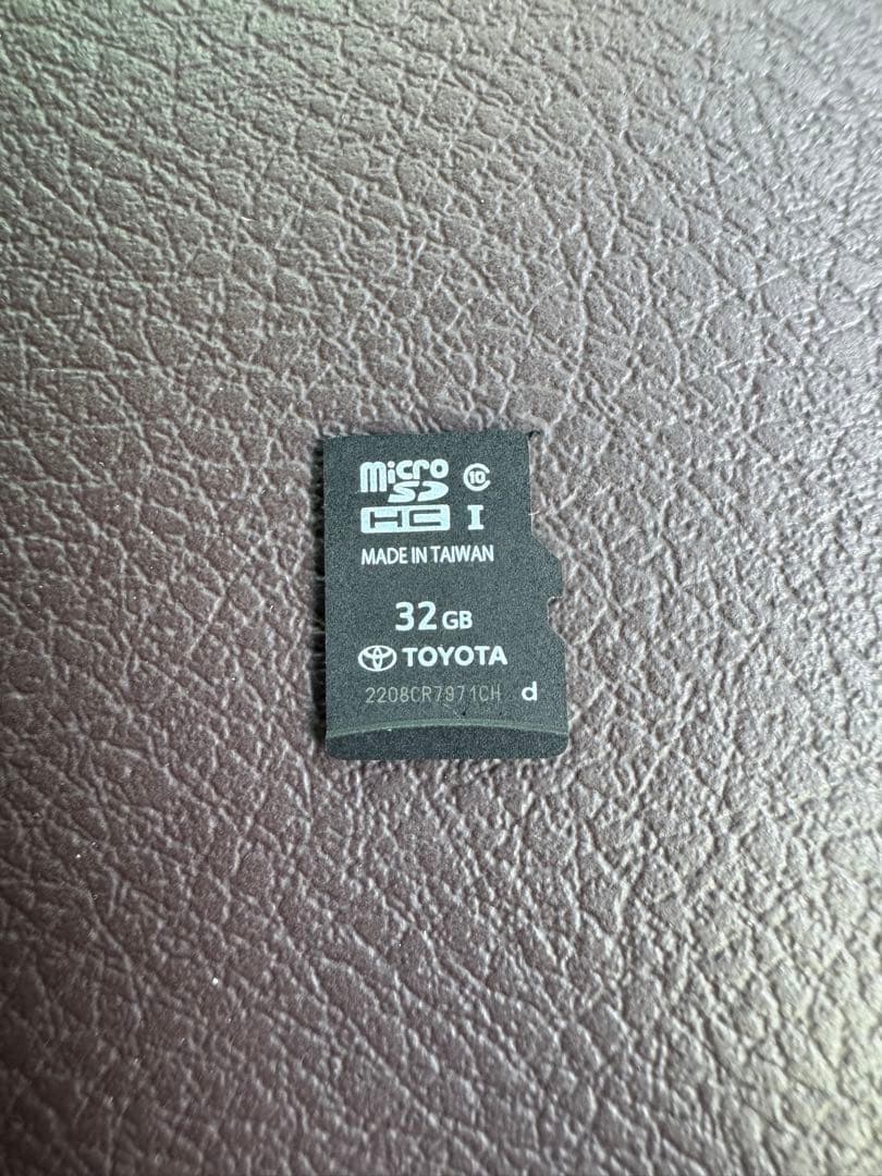 トヨタ08675-0BF34(d)2026年1月更新済 2026年8月迄更新可 - メルカリ