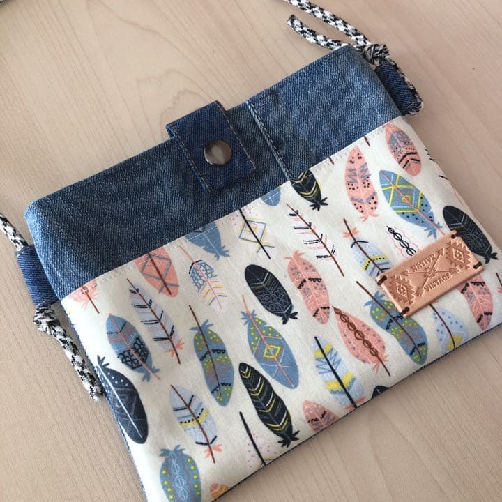 338.デニムリメイク❤︎サコッシュ 携帯ポーチ - メルカリ