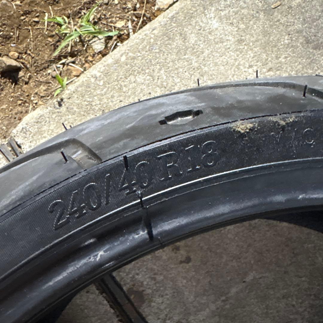 ハーレーダビッドソン　23年式　ブレイクアウト　純正タイヤ　240/40/r18