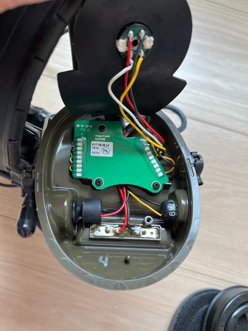 実物 3M Peltor Comtac 3 オリーブドラブ - メルカリ