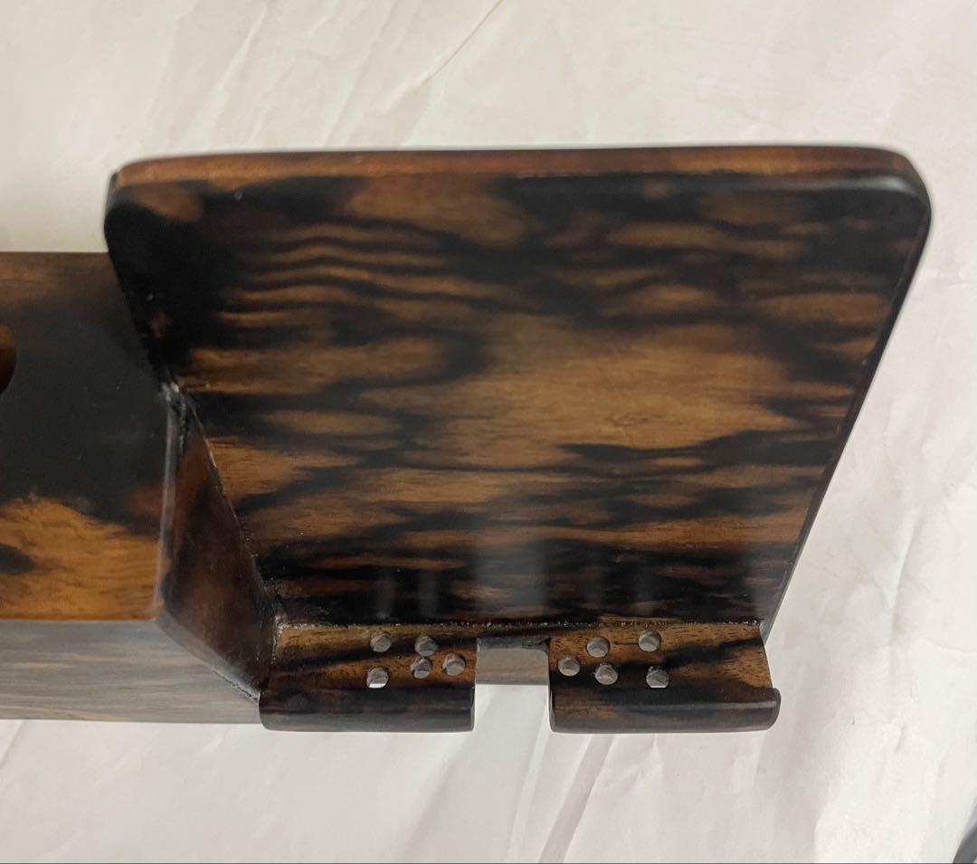 確認用品) 黒柿一体型ペン立てスマホスタンド - メルカリ