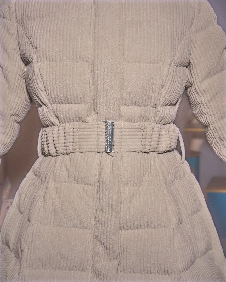 新品タグ付き ミシェルマカロン コーデュロイベルトダウンコート