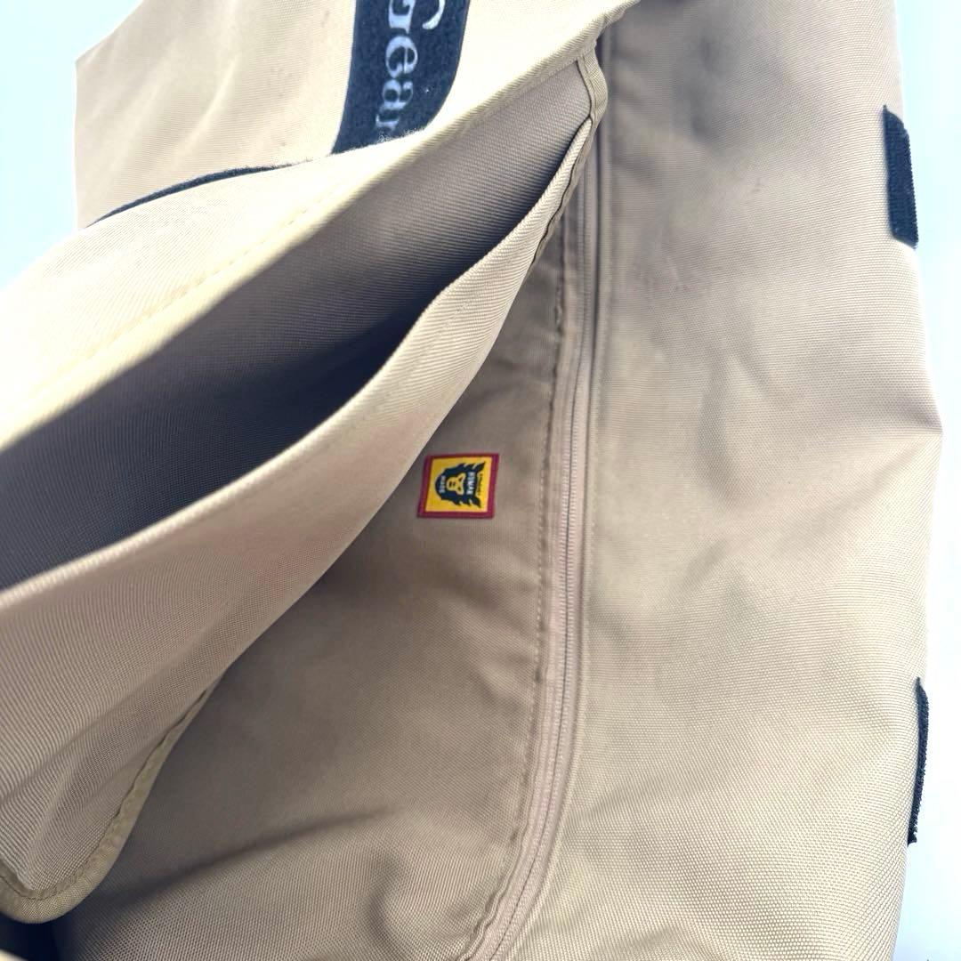 ヒューマンメイド ガールズドントクライ メッセンジャーバッグ