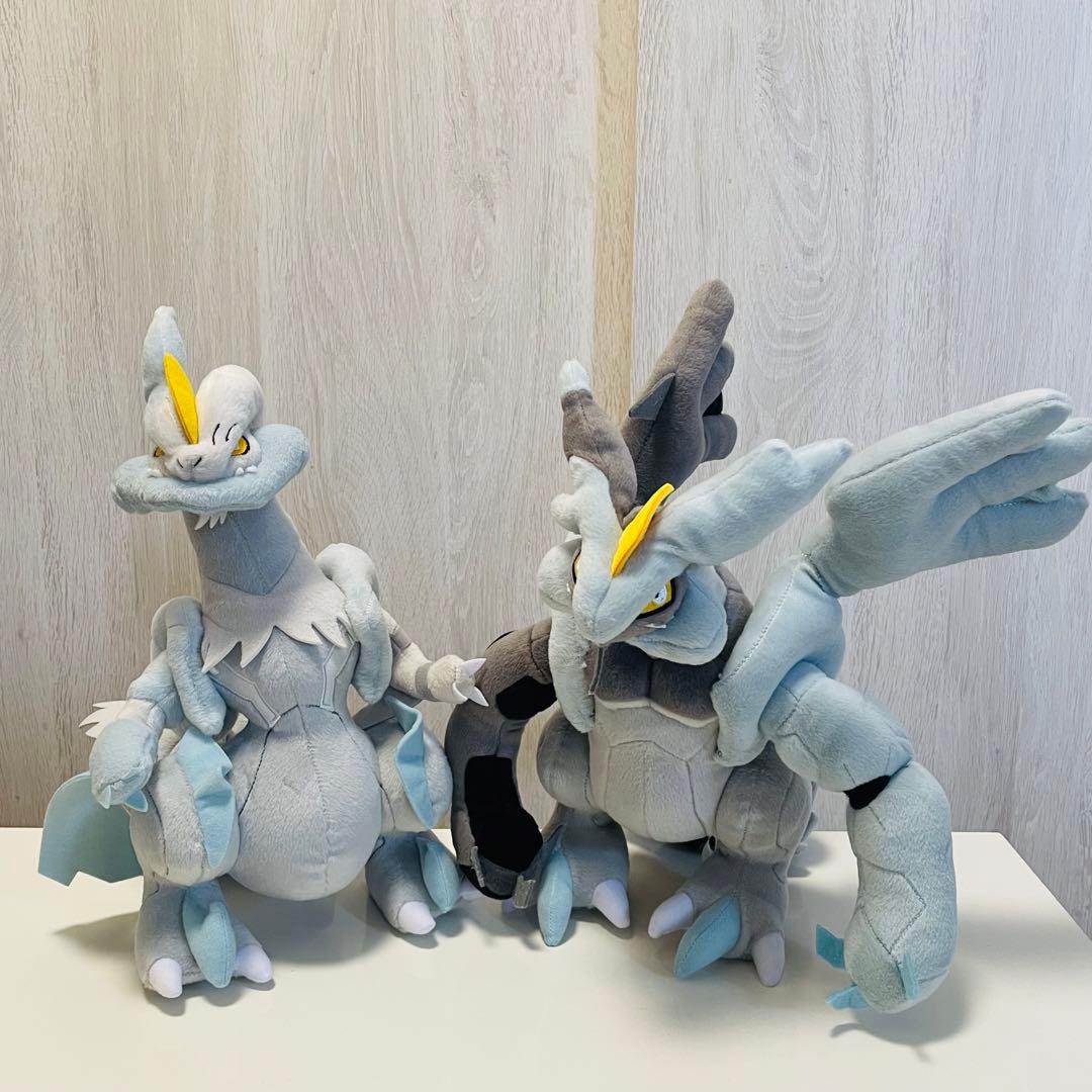 貴重品！】ポケモンセンター ぬいぐるみ ブラックキュレム & ホワイト