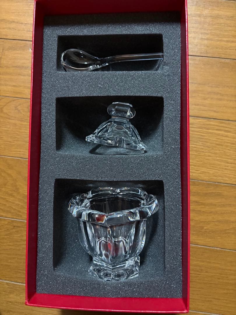 新品未使用】バカラ シュガーポット ギフト - メルカリ