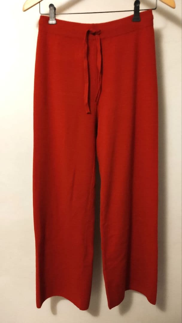 C6934 A.P.Cプルオーバー×ニットパンツコーデ A.P.C.のニット/セーター