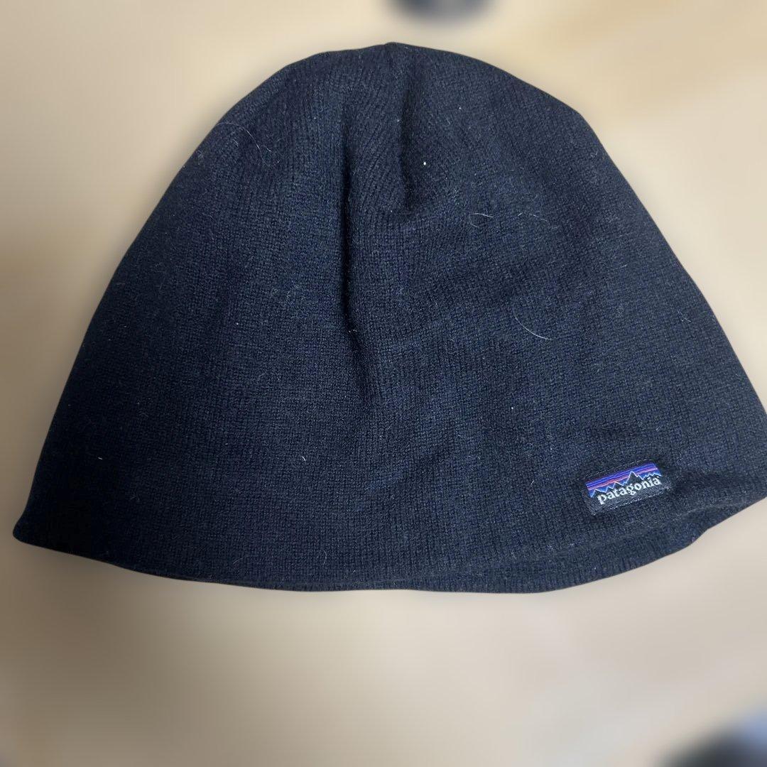 Patagonia 黒 ニット帽 - メルカリ