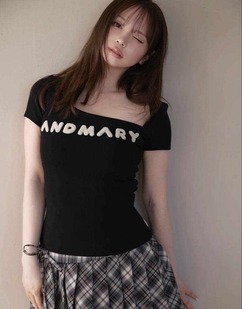 アンドマリーMary logo tops black - メルカリ