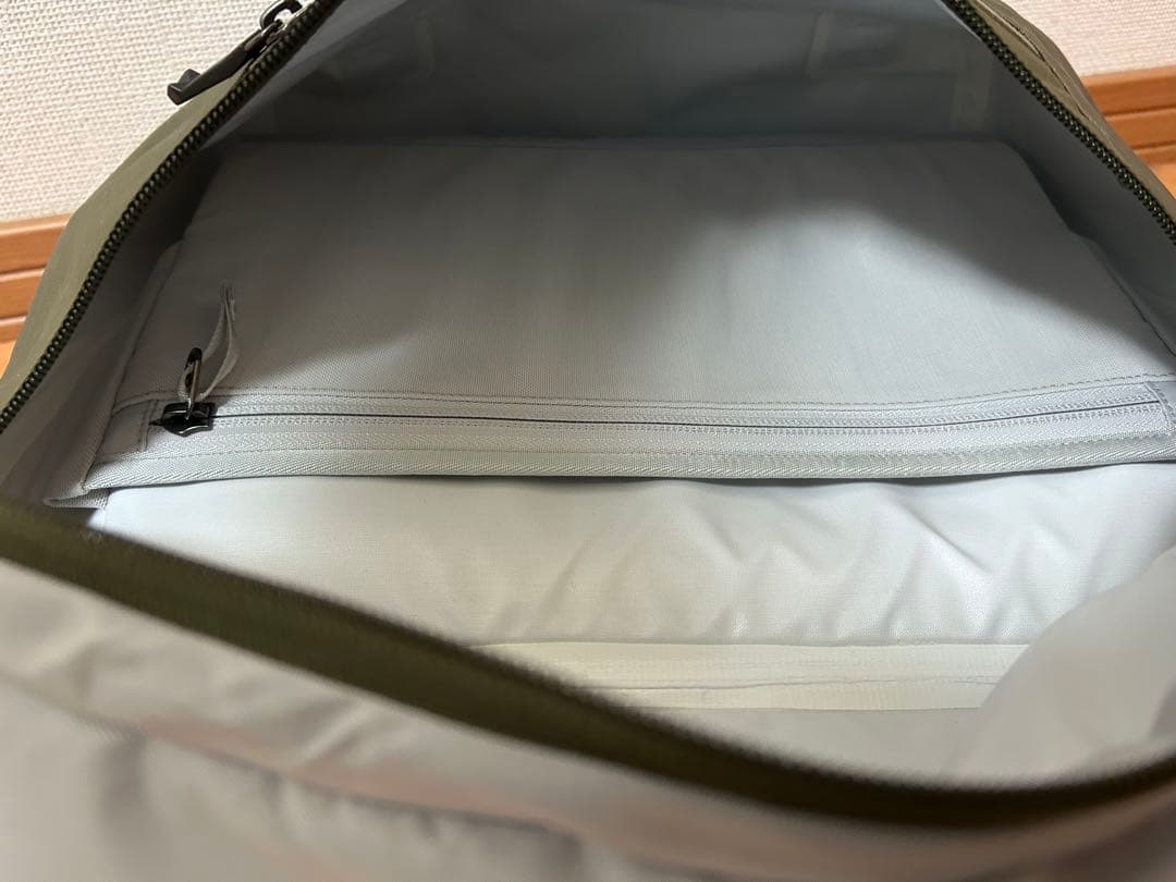 新品ARC’TERYX Granville 10 Courier Bag
