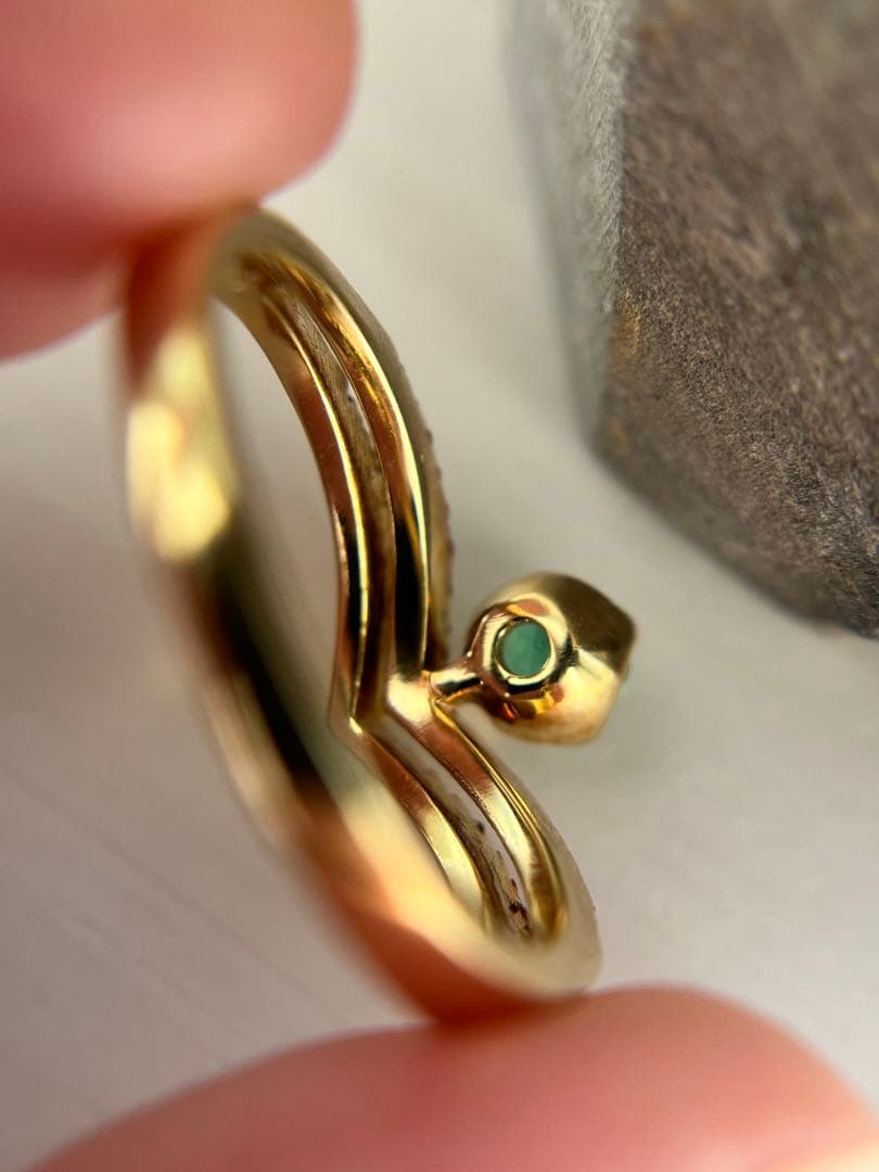 新品K18YGエメラルド0.25ctダイヤモンドリング指輪