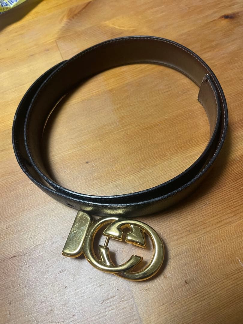 GUCCI ブラックレザー ベルト ゴールドバックル - メルカリ