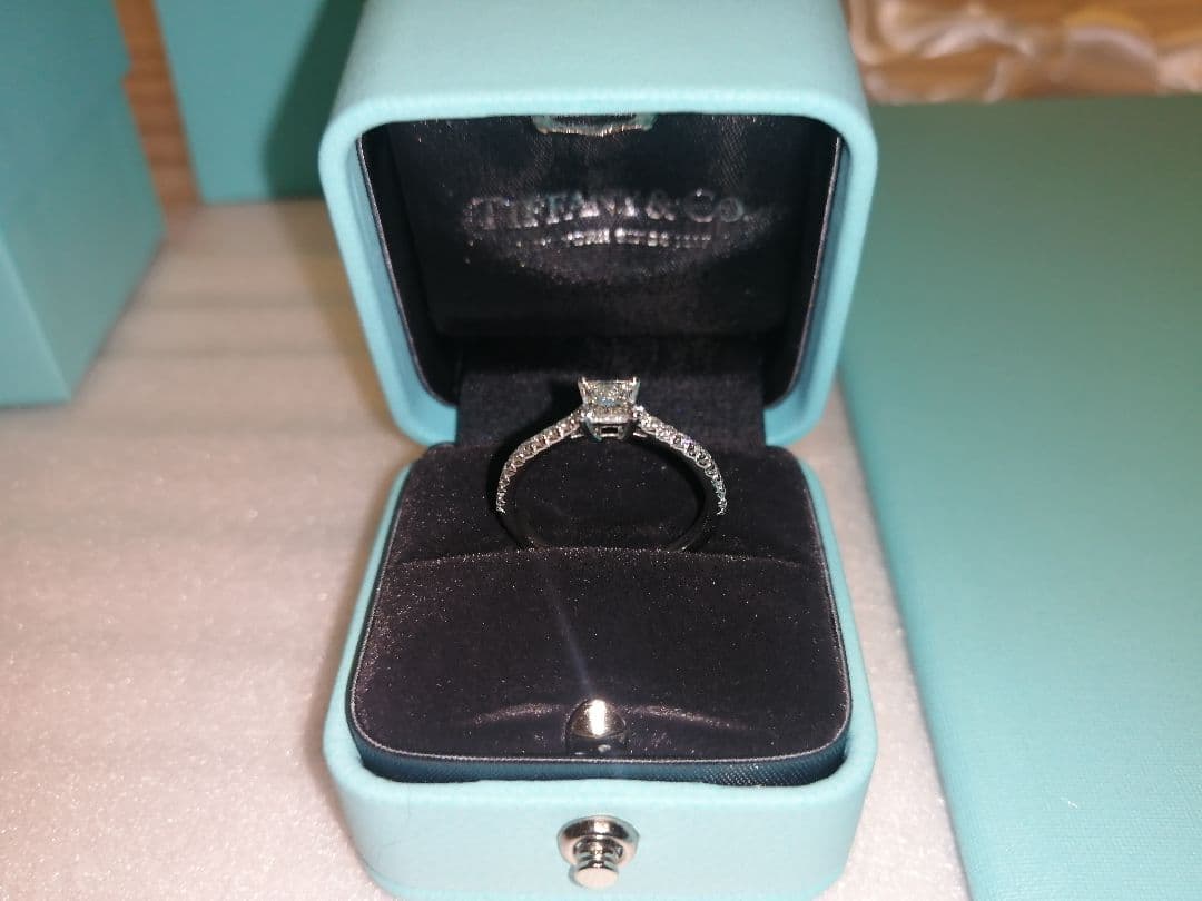 Tiffany & Co. 0.41ct 未使用品 ダイヤモンド指輪