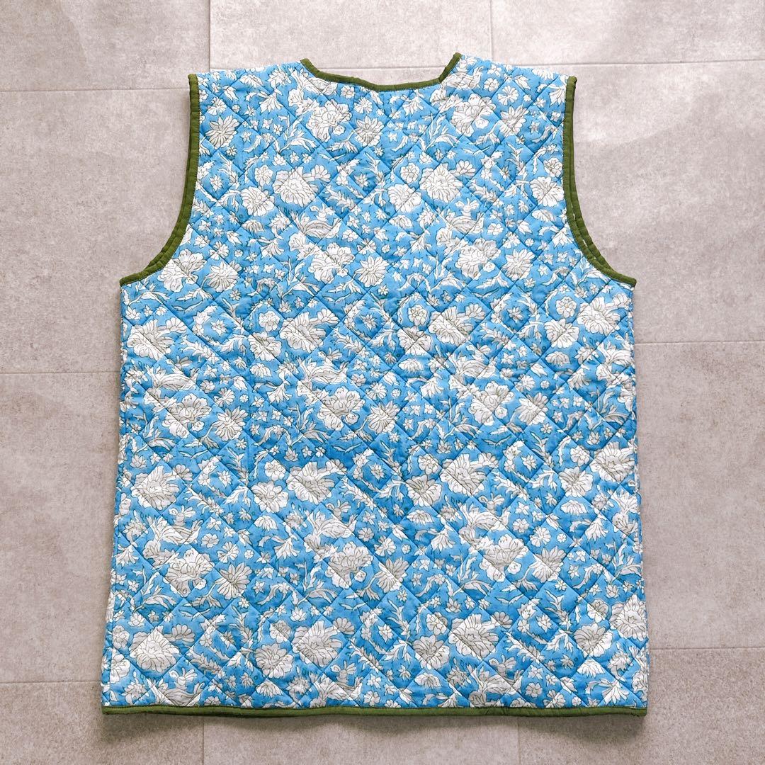 新品タグ付✨】SZ Blockprints キルティングベスト 花柄 ブルー - メルカリ