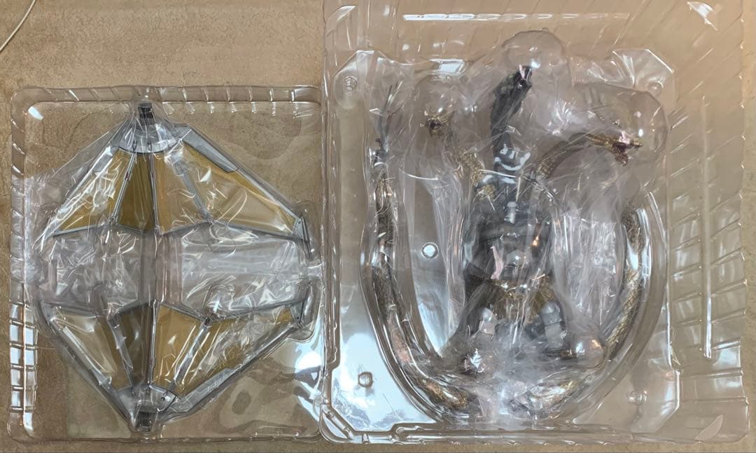 2時間限定 最終値下 一番くじ B賞 メカキングギドラ - メルカリ