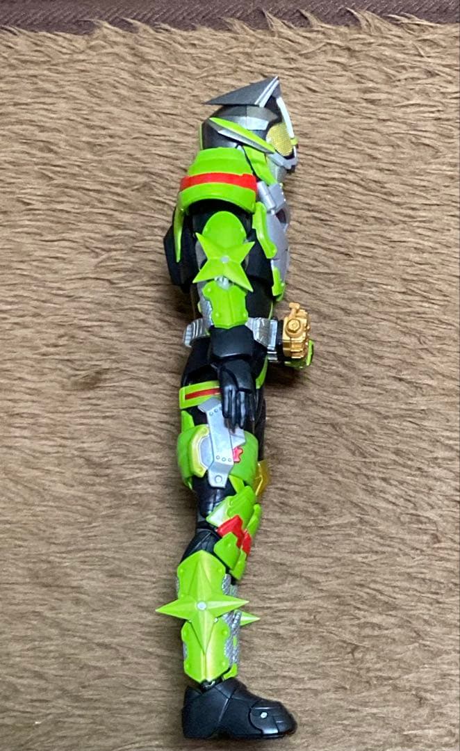 S.H.Figuarts 仮面ライダータイクーン　フィーバーニンジャ