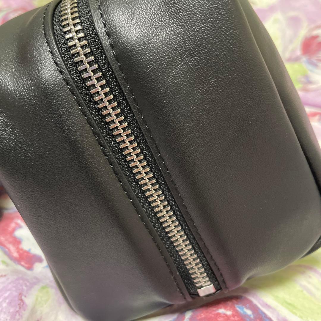 etretokyo オープンポケットレザーボストン ブラック - メルカリ