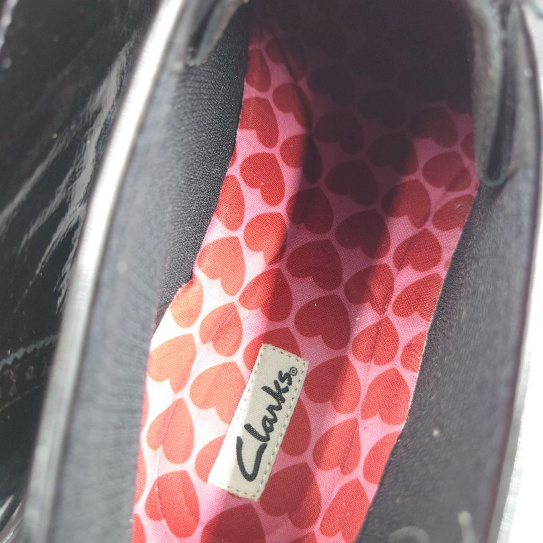 美品 クラークス トーヒルハート 26.5cm 黒 厚底 ハート ワラビー