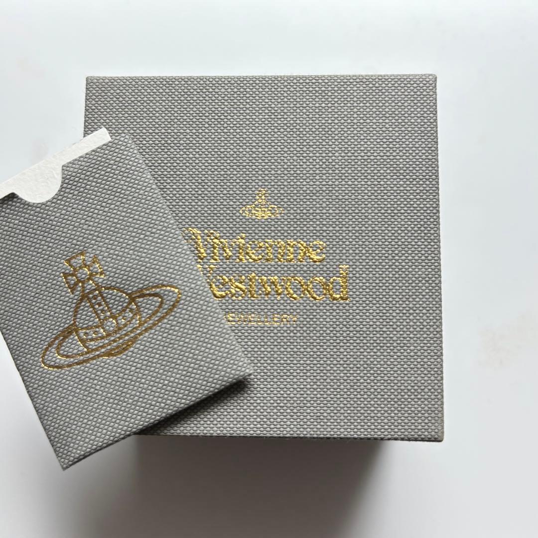 Vivienne Westwood ヴィヴィアン ピアス新品未使用 箱・保証書 - メルカリ
