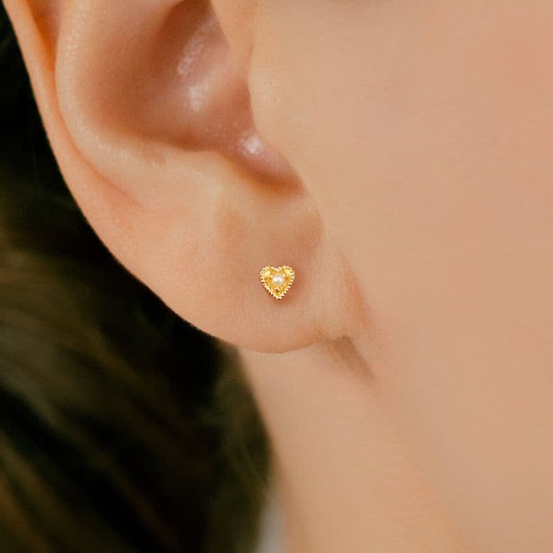 ピコレット！picollet ボディピアス片耳軟骨ピアスk18 - メルカリ