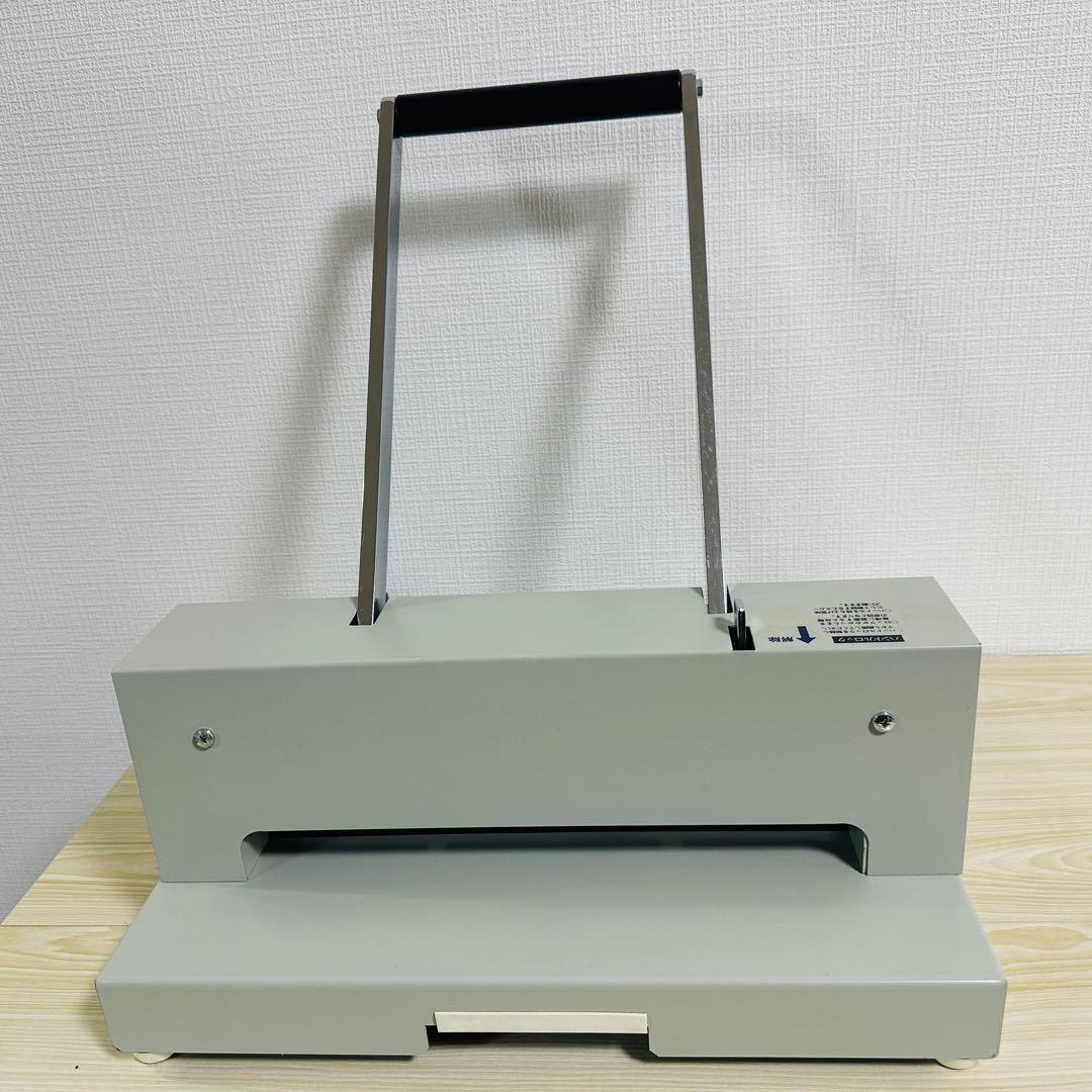 手動 断裁機 PLUS PK-513L A4対応 - メルカリ