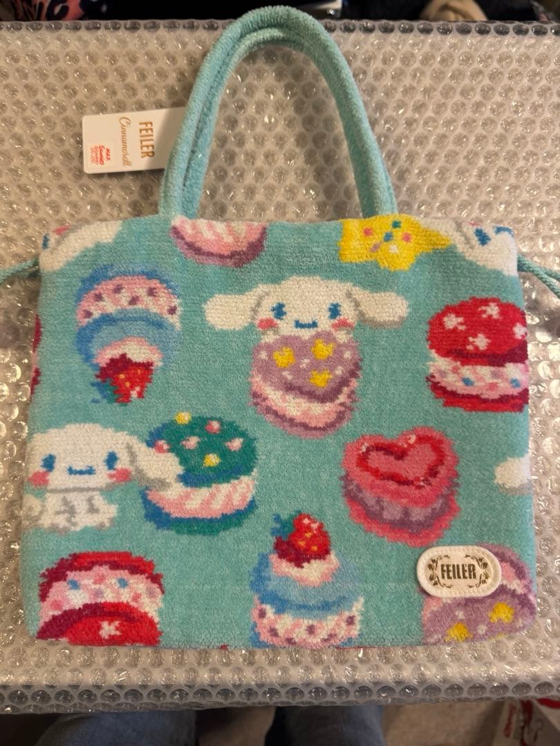 フェイラーシナモンコラボ シナモロール】フェイラー×サンリオキャラクターズコラボのシュニール