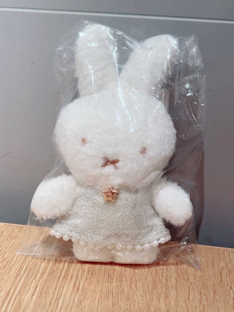 断捨離中 ミッフィー 原宿限定 バッグチャーム ぬいぐるみ マスコット