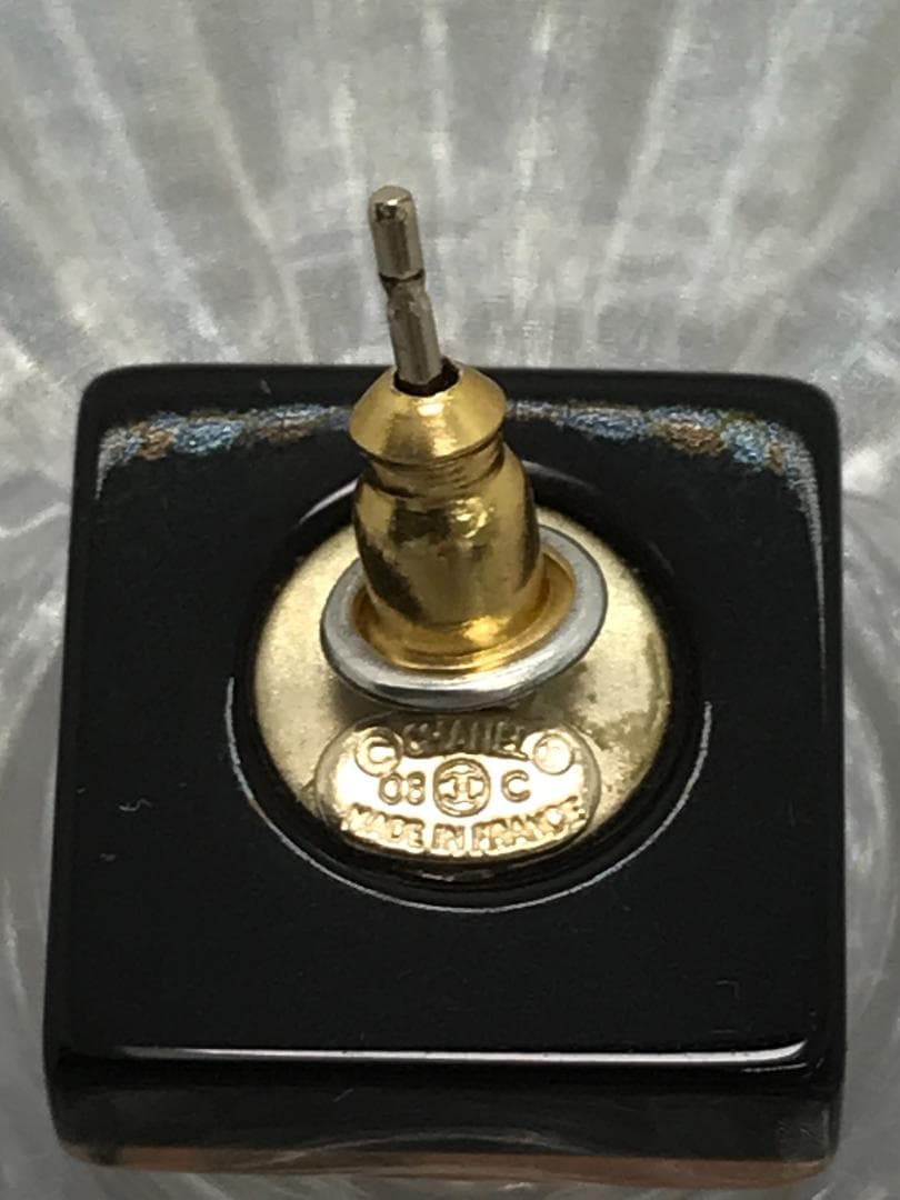 CHANEL シャネル ピアス 片耳のみ 08C 1062 - メルカリ