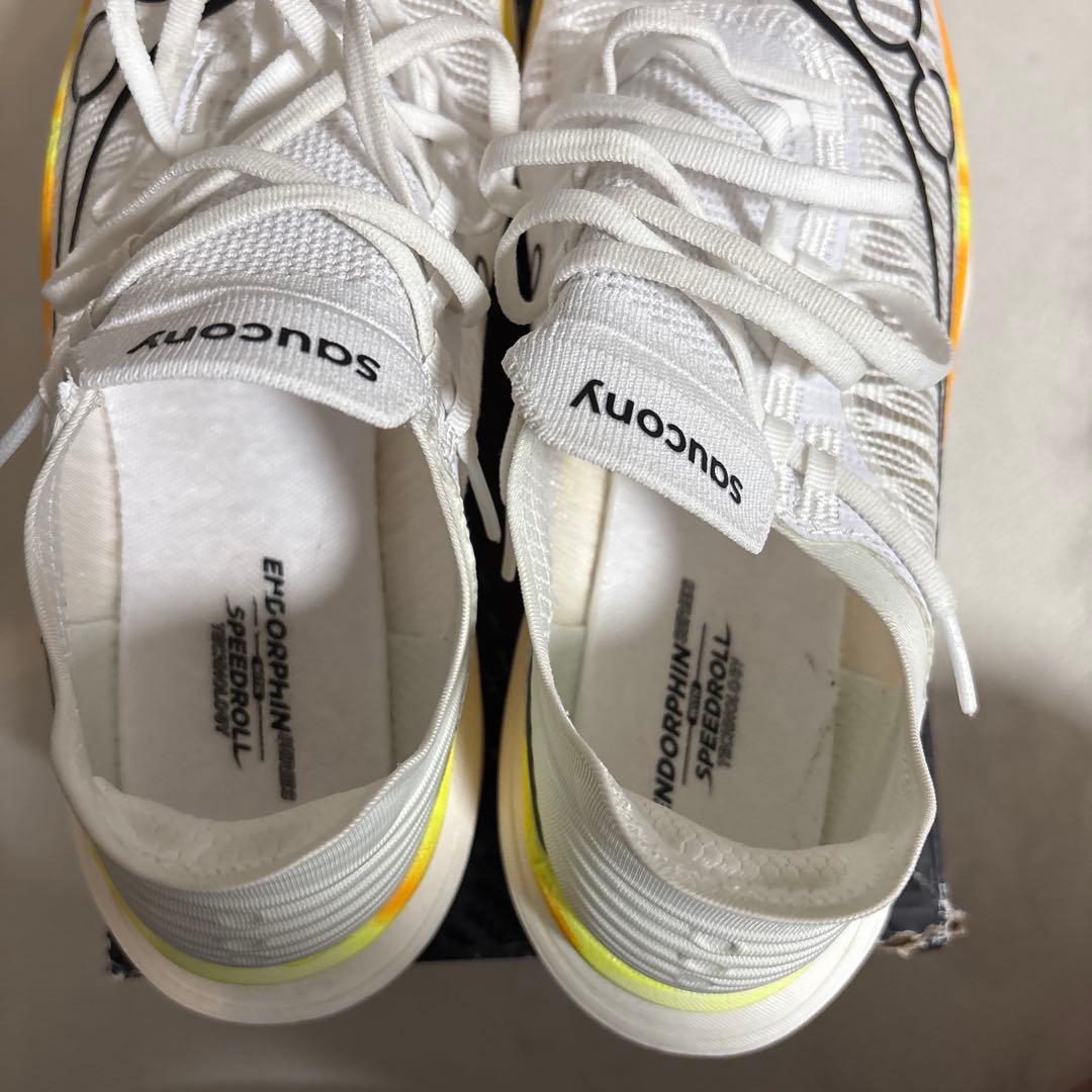 サッカニー　エンドルフィンエリート2 26.5cm