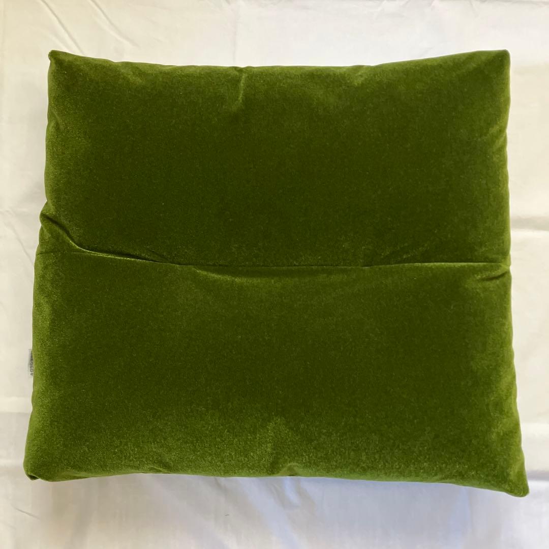 カリモク60　ロビークッション　モケットグリーン ロビークッション｜オフィシャルショップ｜カリモク60オフィシャルショップ