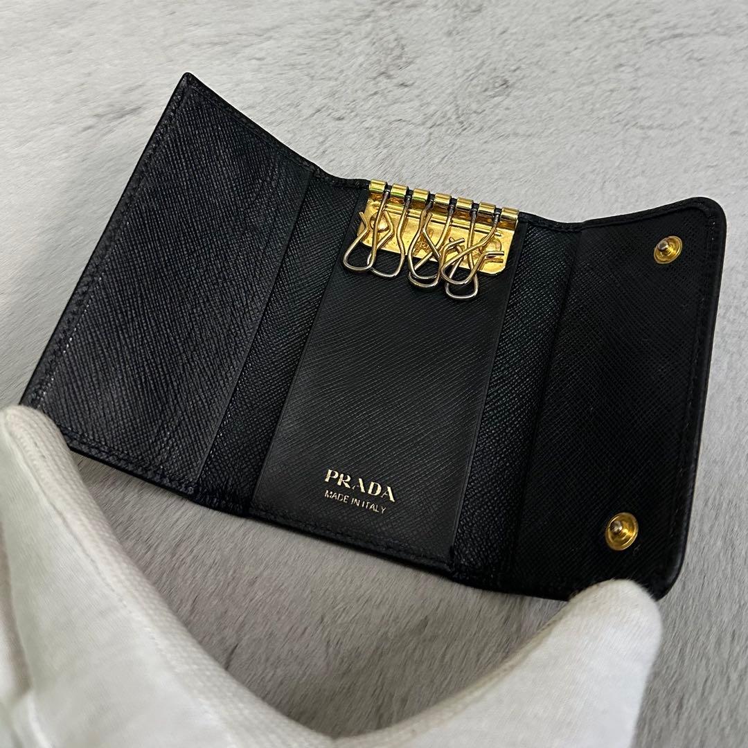 PRADA プラダ キーケース 6連 ゴールドロゴ サフィアーノレザー