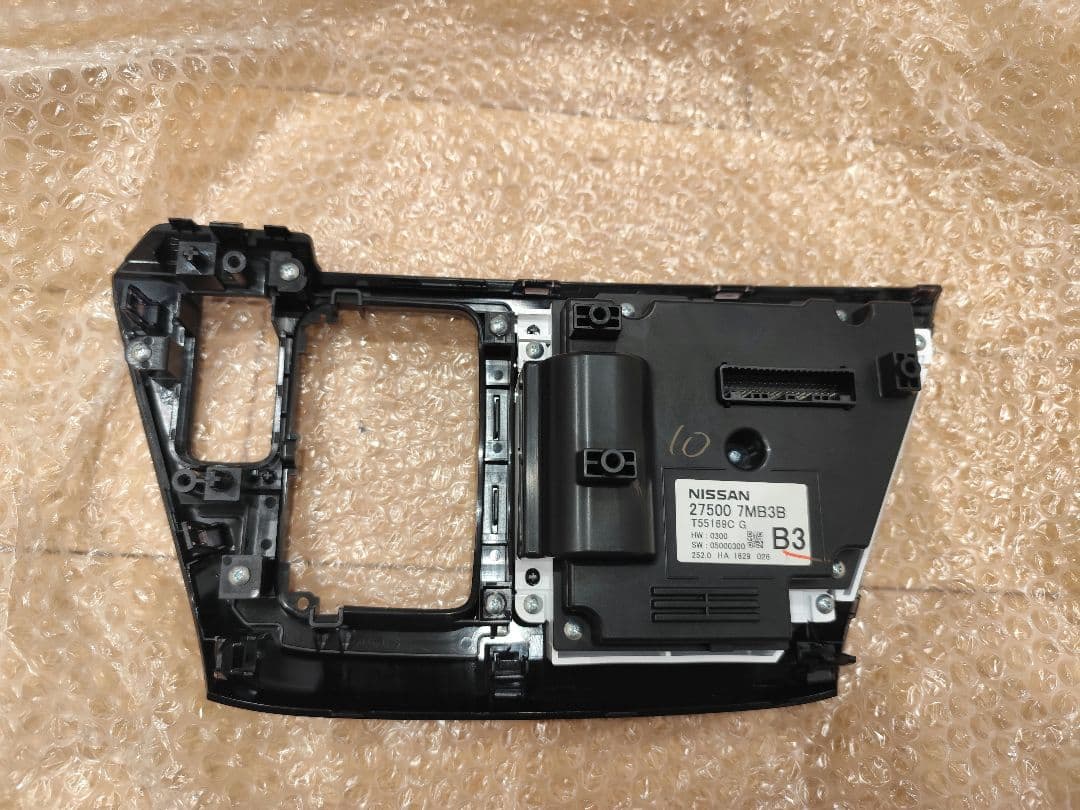 Nissan デイズ エアコンパネル B44W - メルカリ